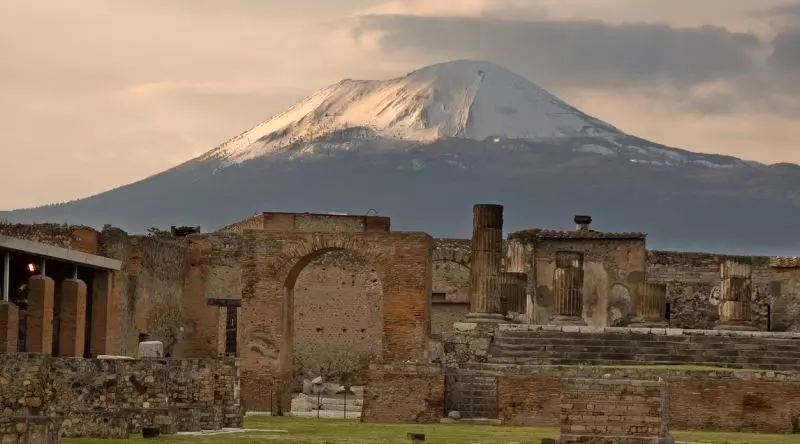 Pompei ve Vezüv Yanardağı