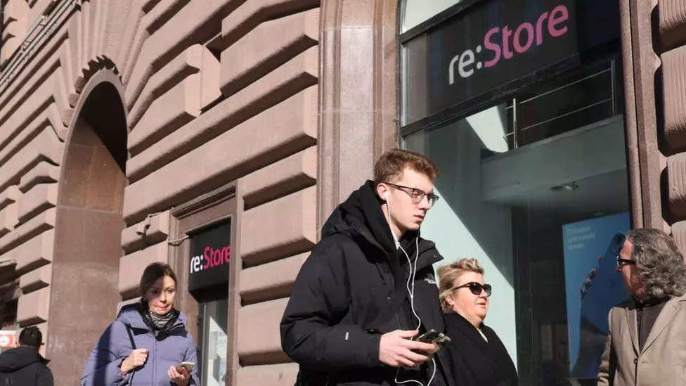 Rusya'da Apple ürünleri satan ReStore mağazaları kapatıldı.